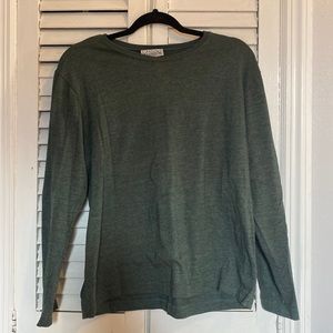 Women’s long sleeve t shirt